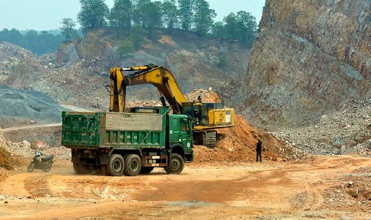 Thiết bị thi công tại công trường
